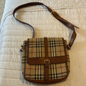 COPY - Preowned Burberry Original Bag Made in Italy